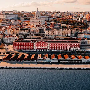 The Editory Riverside Hotel, An Historic ***** Lisboa