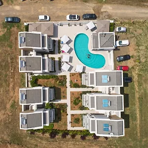 greystone-suites.hotelschalkidiki.net/